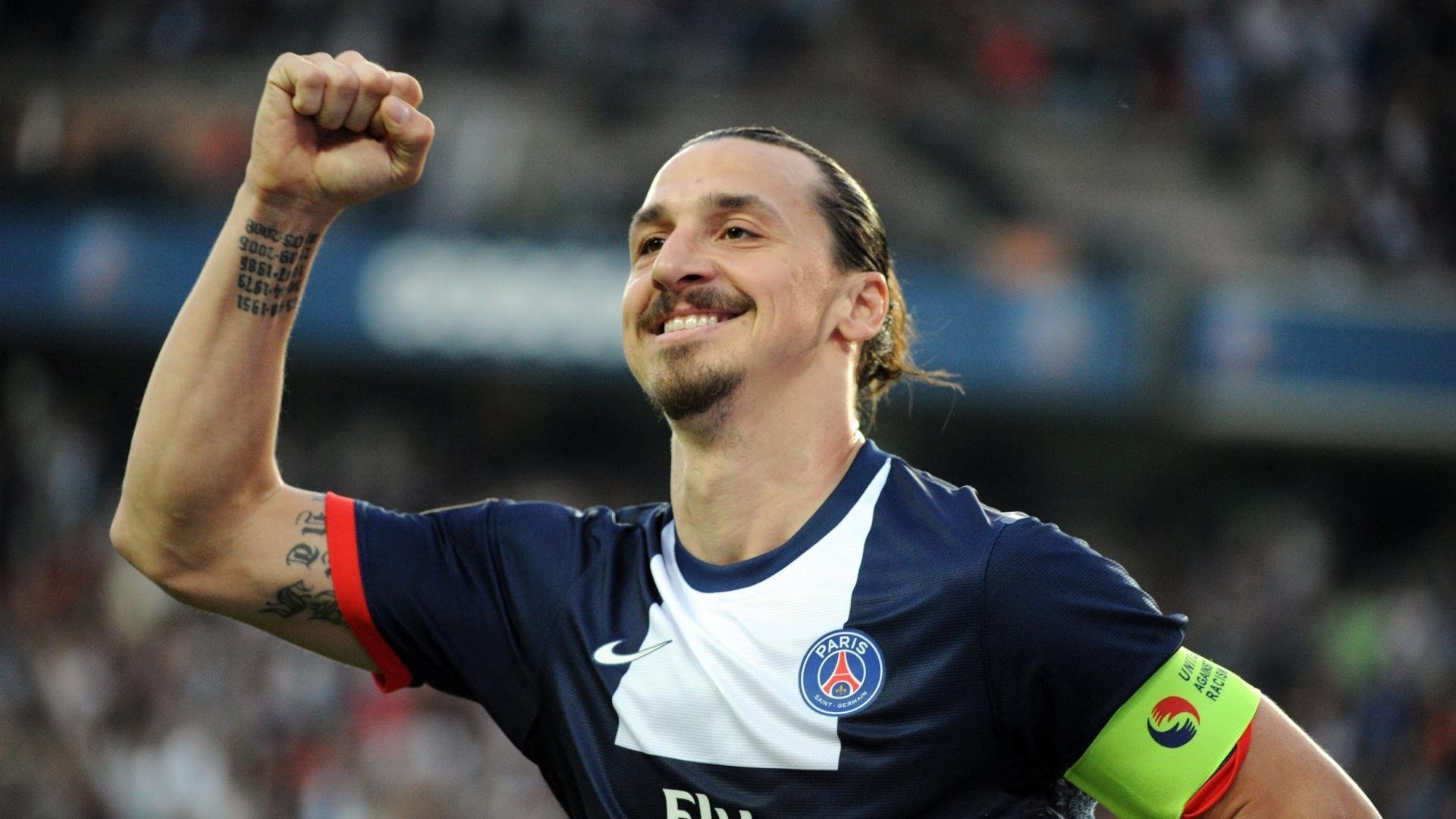 德甲联赛不断创新战术打法，丰富比赛内容，德甲联赛新闻